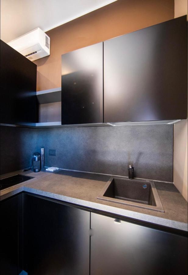 New Amazing Mono Located In Moscova District From Moscova Group Apartment *